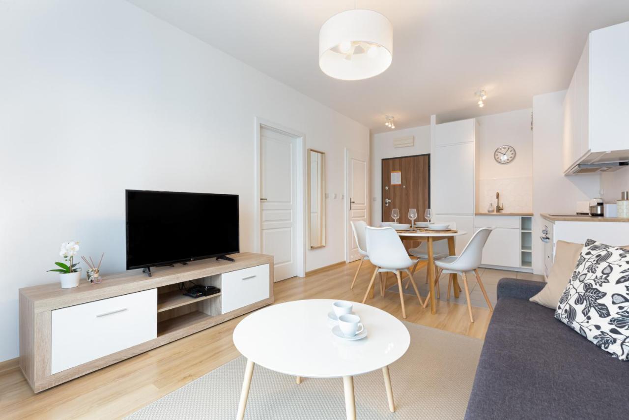 Apartments Varsovia Kasprzaka By Noclegi Renters Экстерьер фото