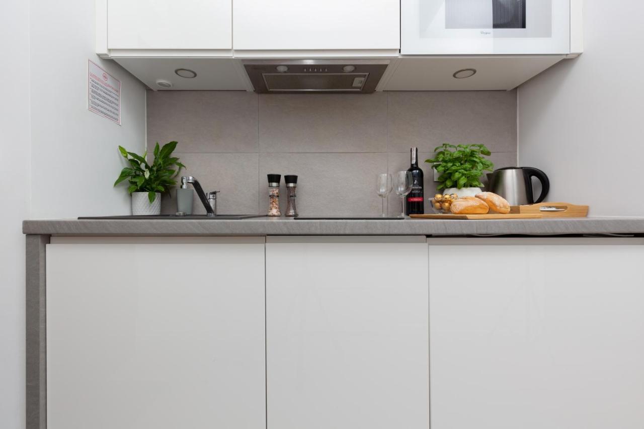 Apartments Varsovia Kasprzaka By Noclegi Renters Экстерьер фото